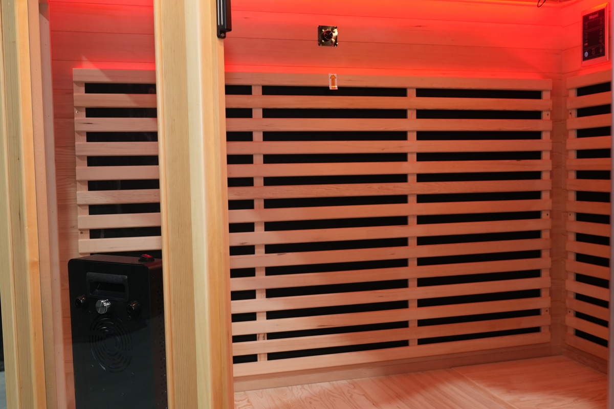 Blisspod Vienna RED 4-5 Person Full Spectrum Infrared Sauna